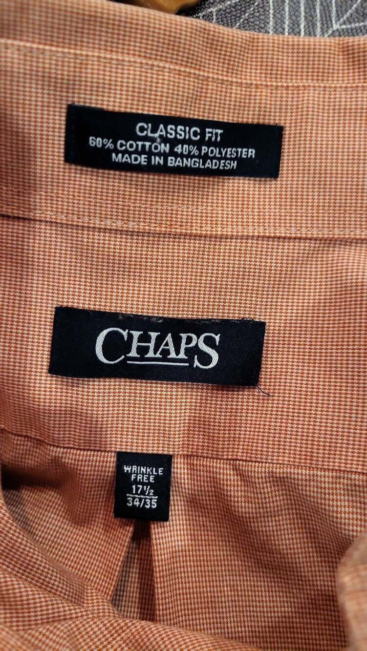 Chaps Men's Classic Fit Solid Peach Long Sleeve Button Down Dress Shirt